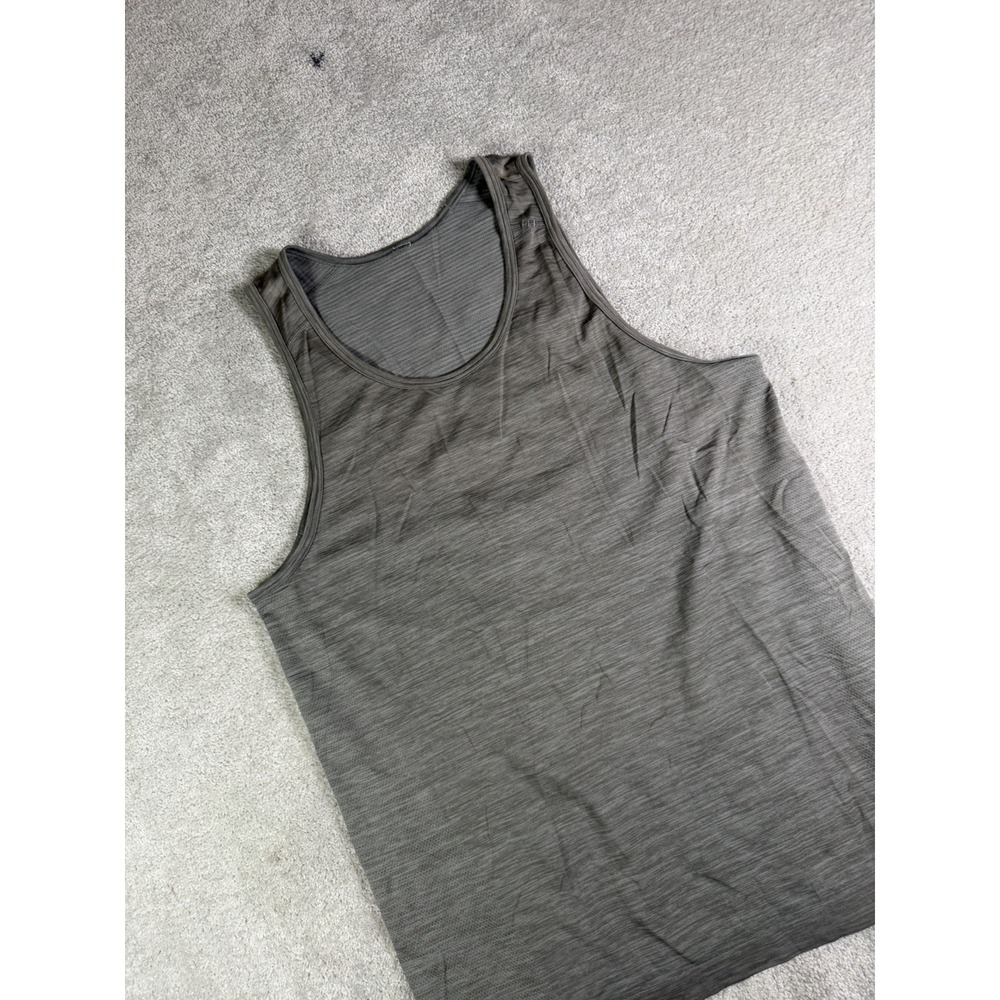 Lululemon Tank Top Mens Medium Gray Metal Vent Tech Sleeveless Running